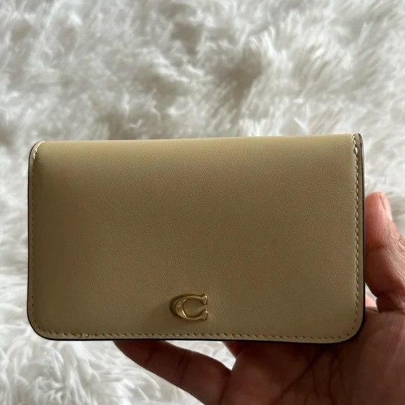 Coach Essential slim Card case - Picture 11 of 15